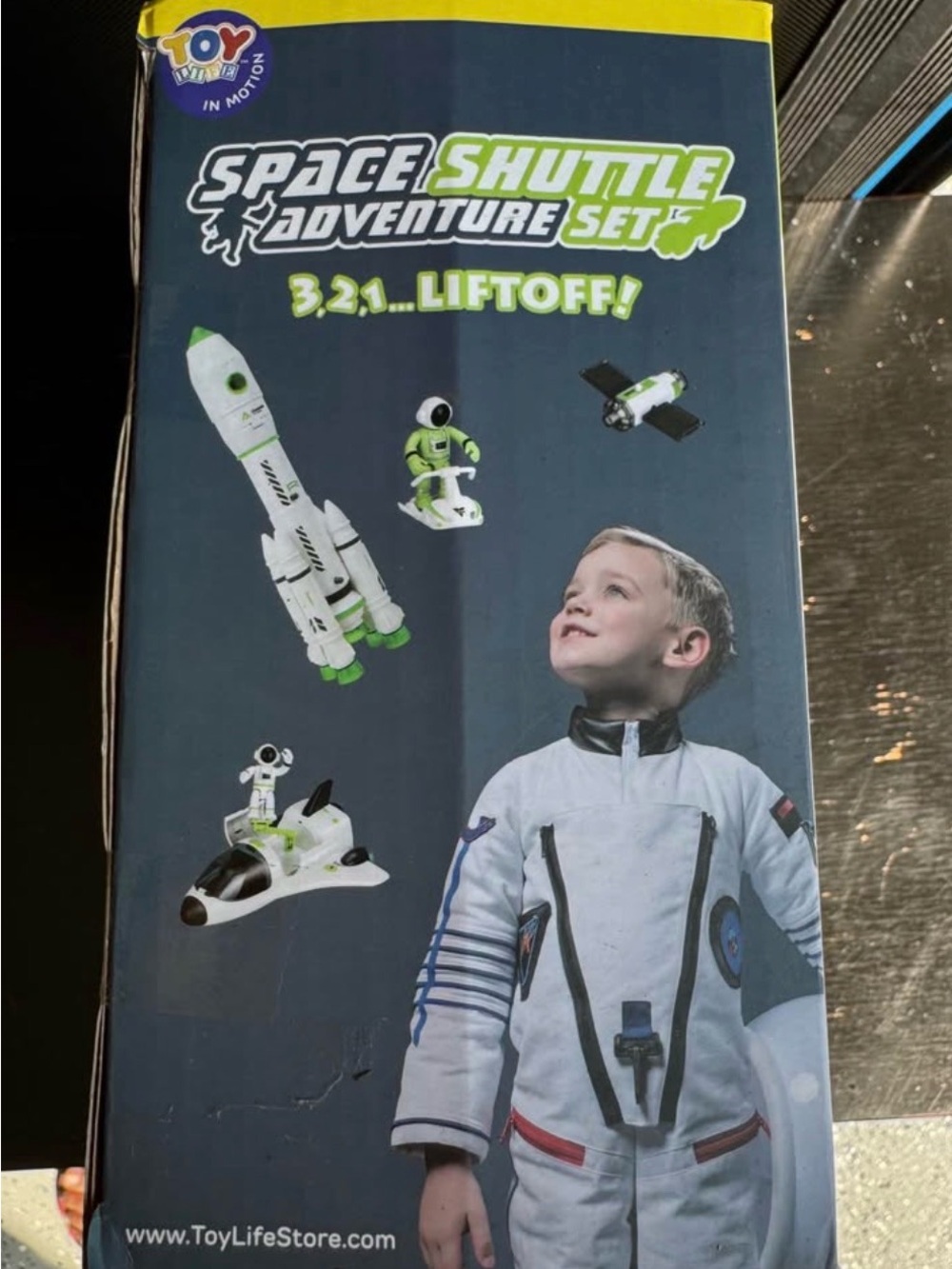 Space Shuttle Adventure Set - Picture 3 of 3